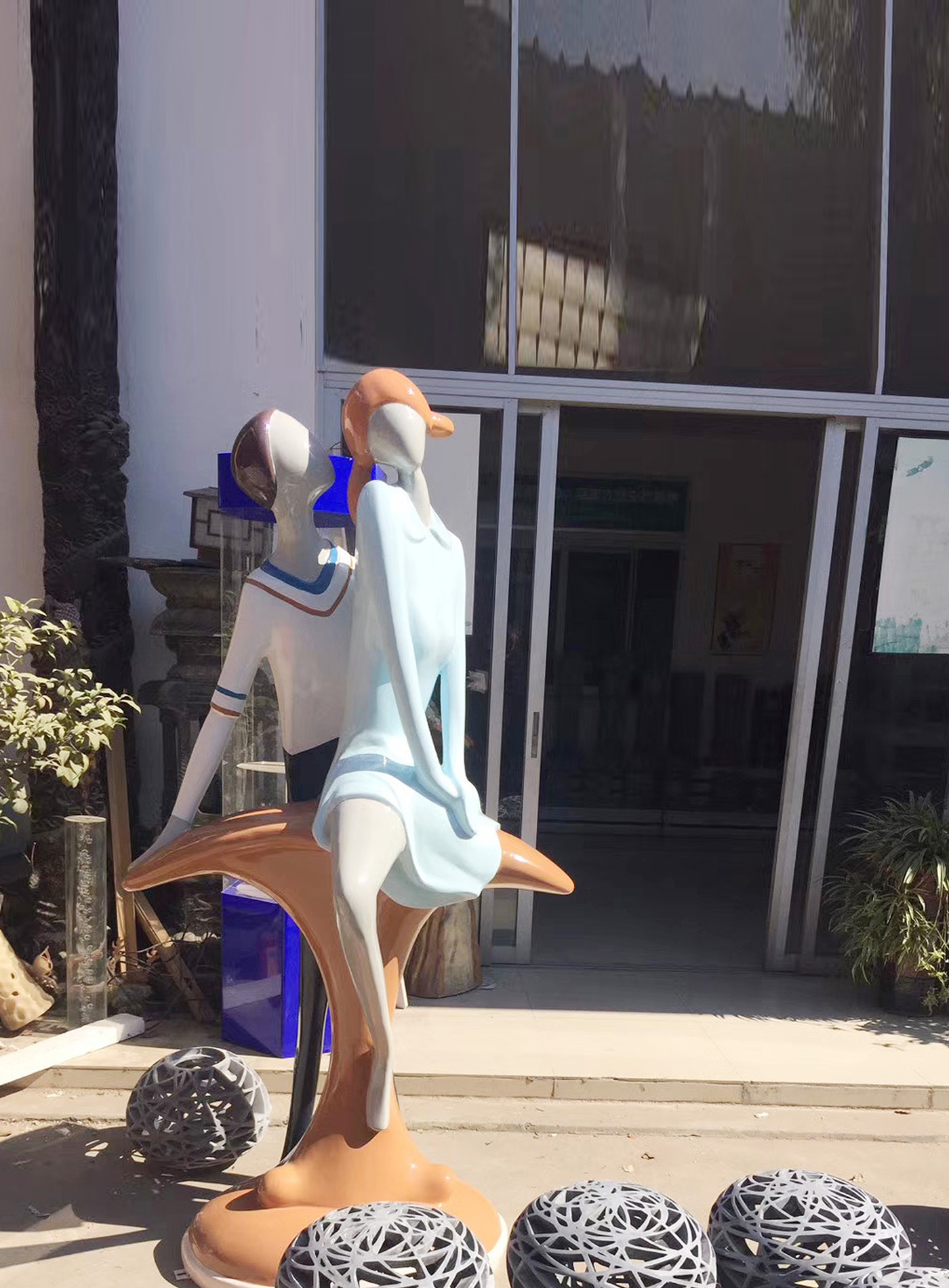 抽象人物燈  價格